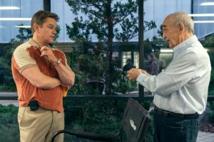 Sonny Vaccaro dialoga con Matt Damon, que le da vida en la película 'Air'.